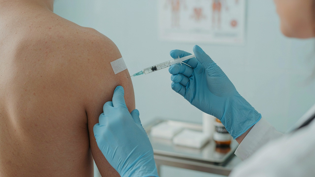 Vacina experimental contra câncer de pele reduz risco de recorrência em 49%