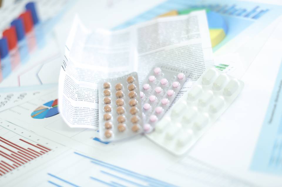 ANVISA estabelece novas regras de rotulagem de medicamentos com a RDC 768/22, explica Henrique Mansano