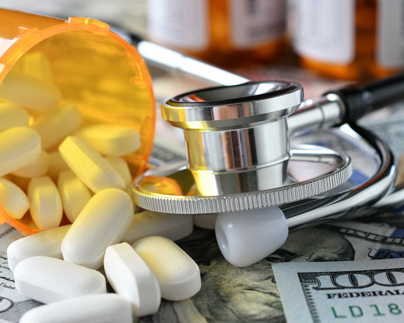 Carga tributária eleva custo de medicamentos oncológicos e impacta acesso ao tratamento no Brasil