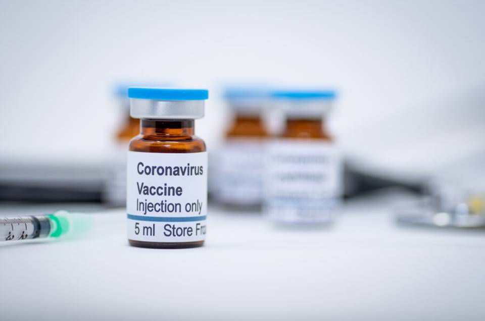 Covid-19: Rússia finaliza testes e planeja distribuir vacina em agosto 