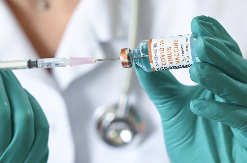 Covid-19: preço de vacina é revelado e alto custo causa espanto