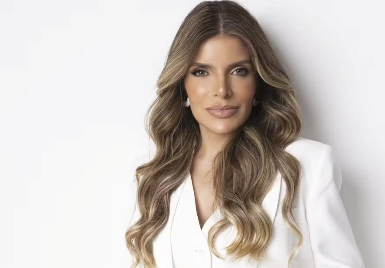 Farmacêutica transforma laboratório de 35 m² em empresa de R$ 230 milhões com estratégia, gestão e visão de mercado