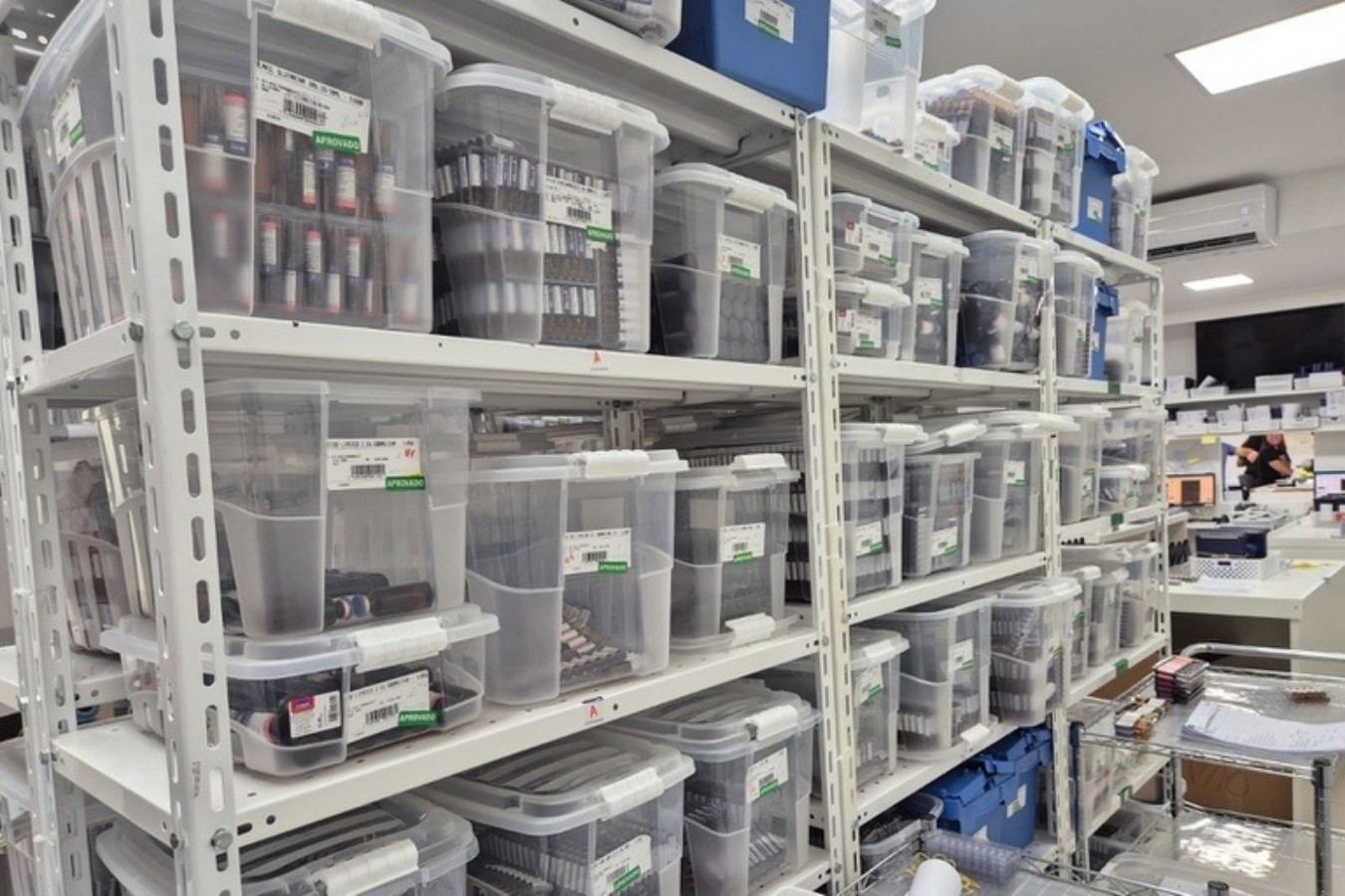 Farmácia de manipulação é parcialmente interditada pela Anvisa após série de irregularidades