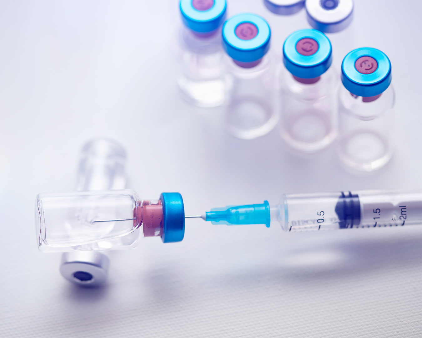 Farmácias de manipulação oferecem comissão a médicos para vender injeções ilegais de tirzepatida