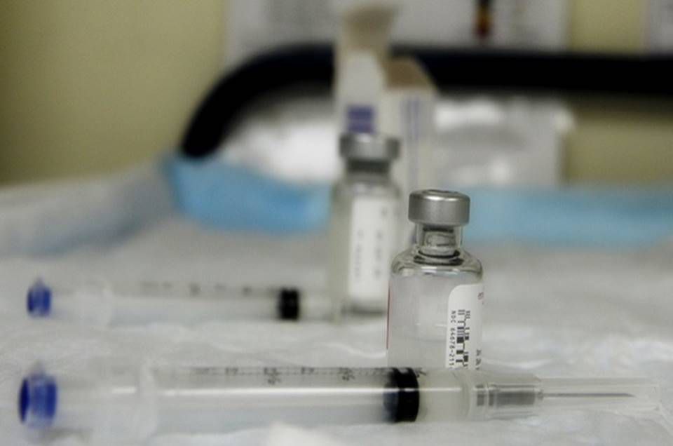 Indústria quer proteção legal se vacinas contra Covid-19 derem problemas