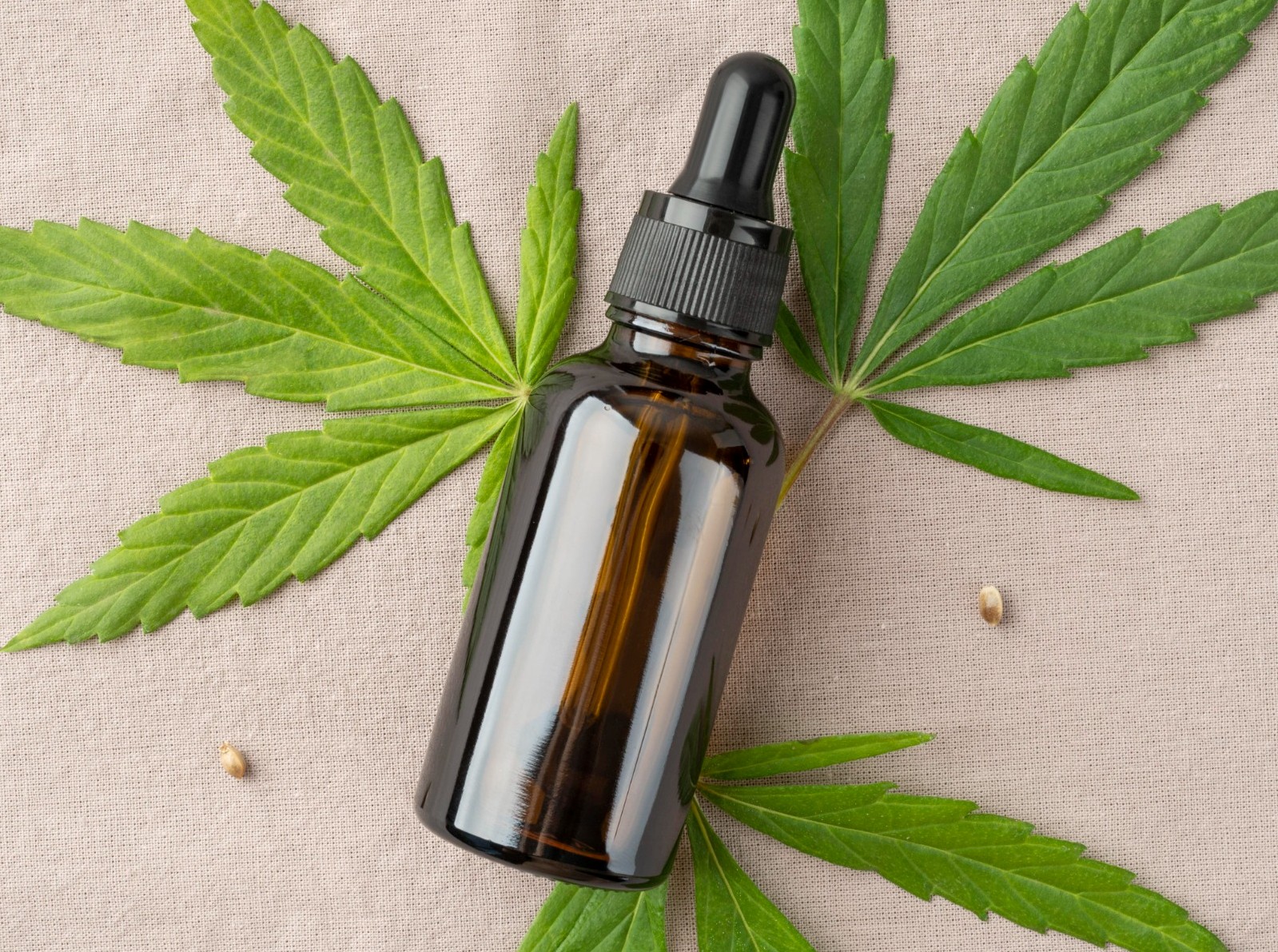 Indústria farmacêutica aposta no primeiro tratamento à base de cannabis que pode substituir opioides