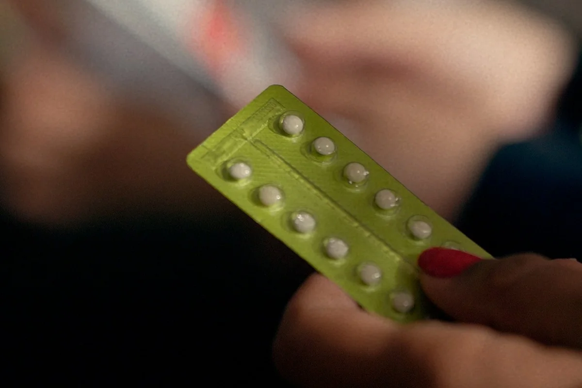 Pílula de Farinha o escândalo que gerou centenas de bebês no Brasil