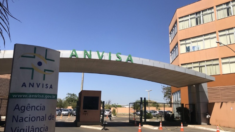 Nova RDC 982/2025 da Anvisa redefine regras para concessão de certificados de boas práticas