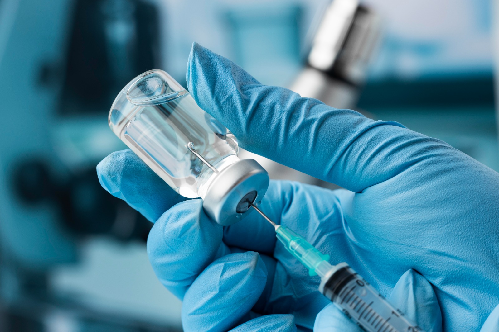 Fiocruz registra primeira patente de vacinas de mRNA desenvolvida no Brasil