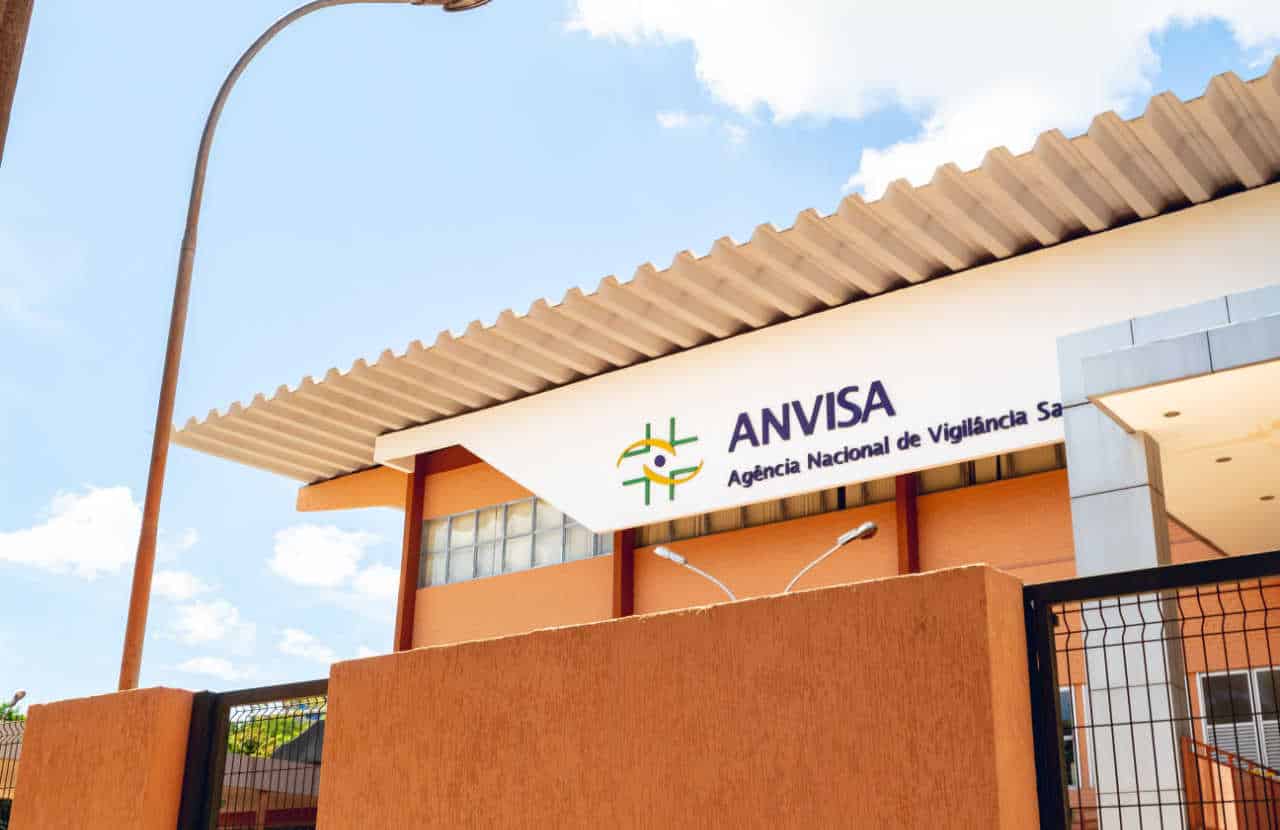 ANVISA proíbe comercialização e uso de fenol em tratamentos médicos e estéticos