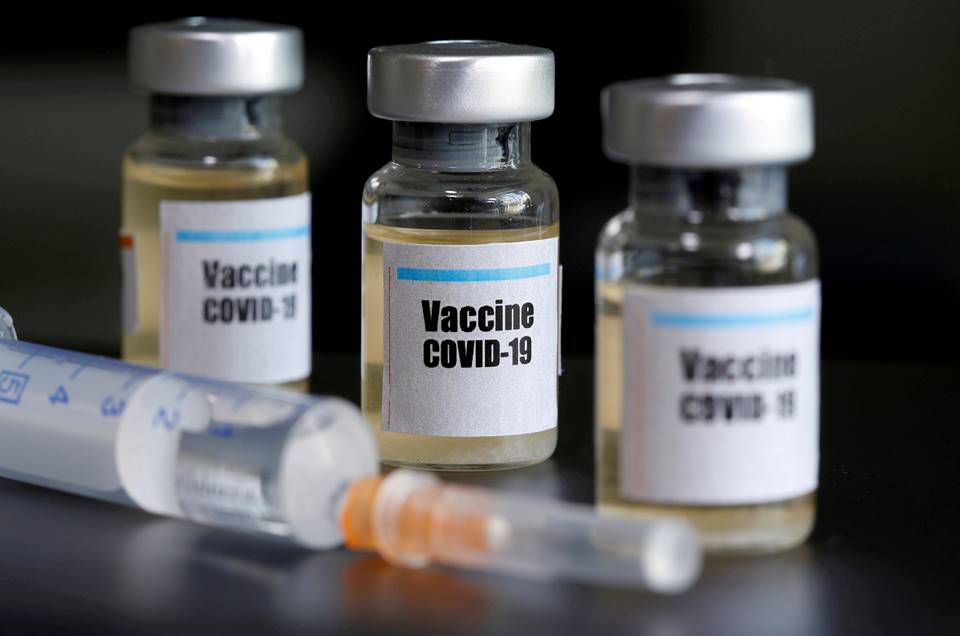 Covid-19: farmácias são incluídas no plano de vacinação 