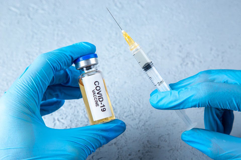 Covid-19: vacinação em massa não deve ocorrer em 2021 no Brasil, alerta OMS