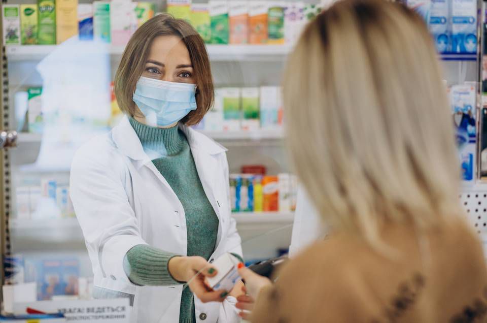 Cuidados com a saúde devem nortear as decisões do consumidor em farmácias