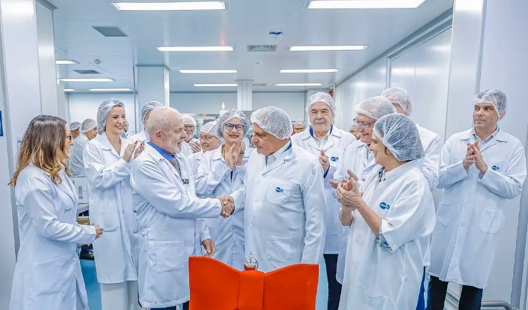 Lula inaugura nova fábrica da EMS voltada à produção mundial de medicamentos para diabetes e obesidade