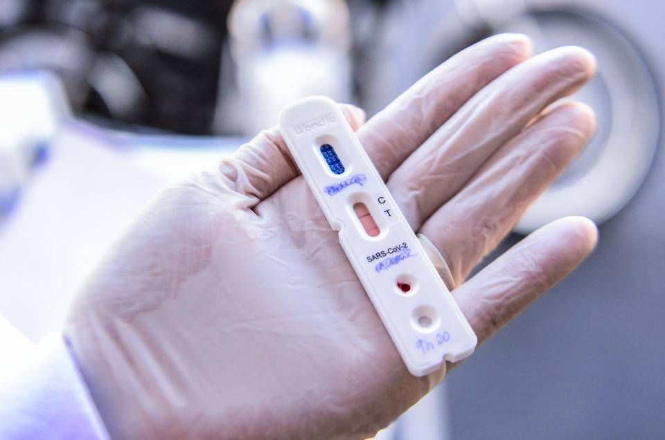 MP cobra medidas sanitárias de farmácias para testes de Covid-19
