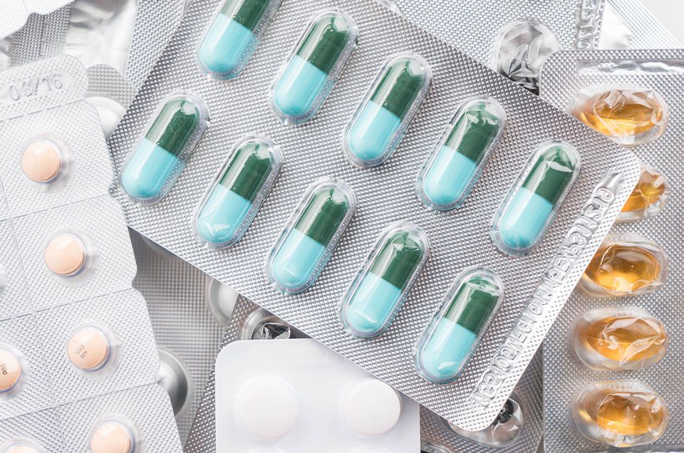 Novo estudo descobre 4 medicamentos inéditos que poderão ser eficazes contra Covid-19 