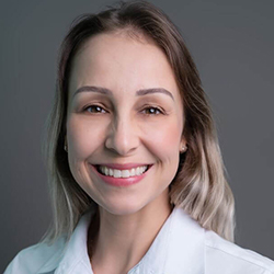 Jádina Mariana Pizzatto Vargas CRF-MT 4054