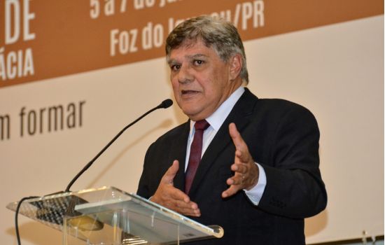 O que pensa o Presidente do CFF, Walter Jorge João