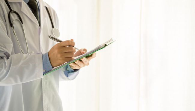 Agora é lei: prescrição farmacêutica de suplementos se torna obrigatória