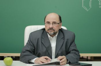 Farmácia x Drugstore: radicalismo e ideologia