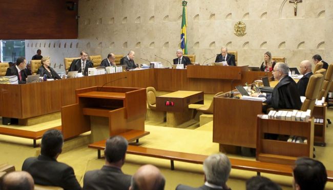 Técnico de farmácia: 9 x 2 Ministros do STF decidem repercussão geral para o caso
