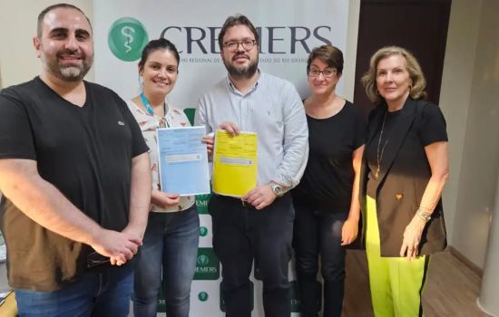 Cremers implanta receituários on-line azul e amarelo com apoio do CRF-RS