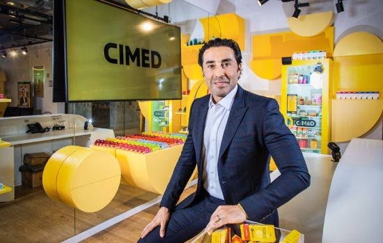 Cimed traça estratégia para dominar as prateleiras dos supermercados e expandir mercado