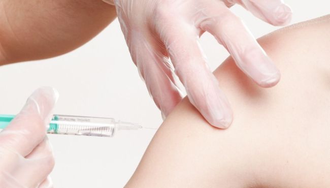 Farmácias americanas passarão a oferecer vacinas contra a Covid-19
