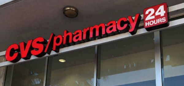As Redes de Farmácias CVS e Walgreens bloqueiam produtos para negros nos Estados Unidos