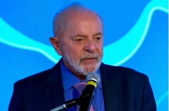 Lula critica ANVISA e menciona risco de vidas perdidas por atrasos na liberação de medicamentos
