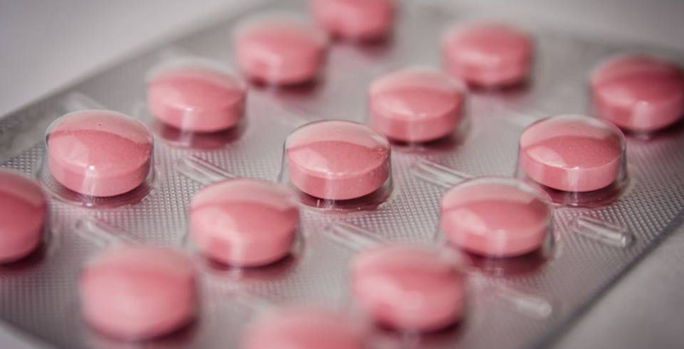 Governo vai à Justiça para cassar marca de medicamento com nome do Estado