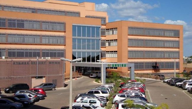 Anvisa suspende prazos para registros de insumos farmacêuticos e medicamentos