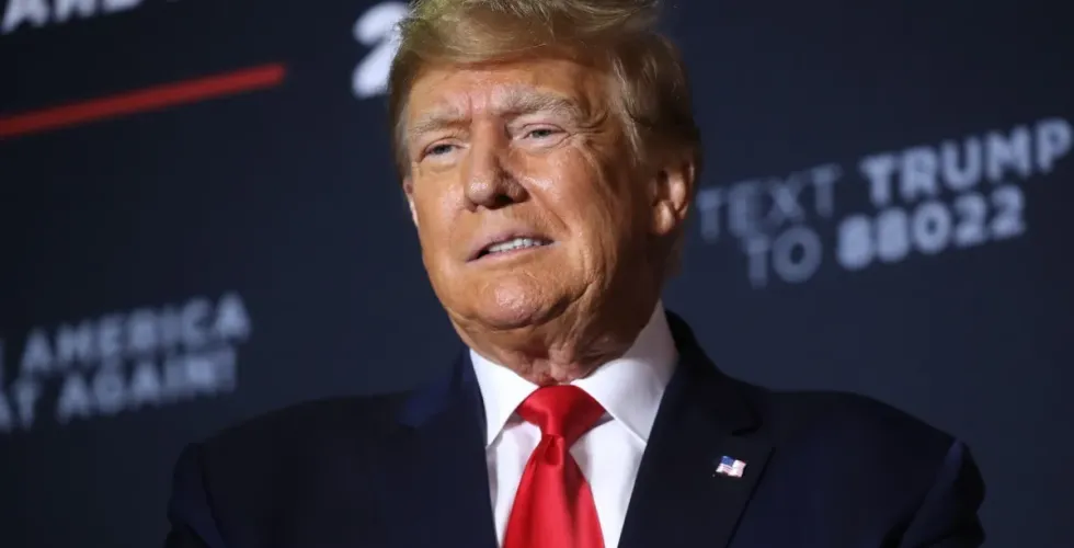 Trump quer barrar visto de estrangeiros obesos