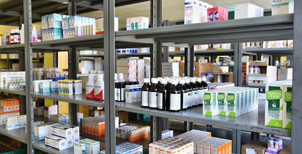 Vigilância Sanitária interdita farmácias que funcionavam sem farmacêuticos
