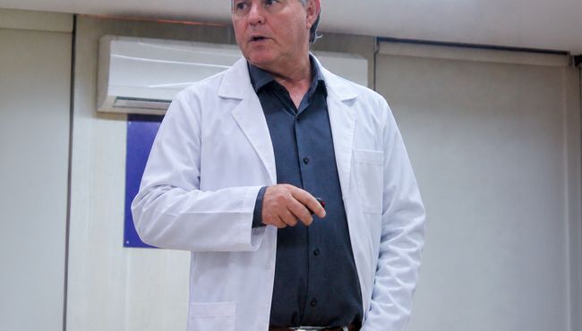 Klauber Penaforte formou mais de 6 mil farmacêuticos em vacinação e dá nome ao CRF Jovem de Minas Gerais