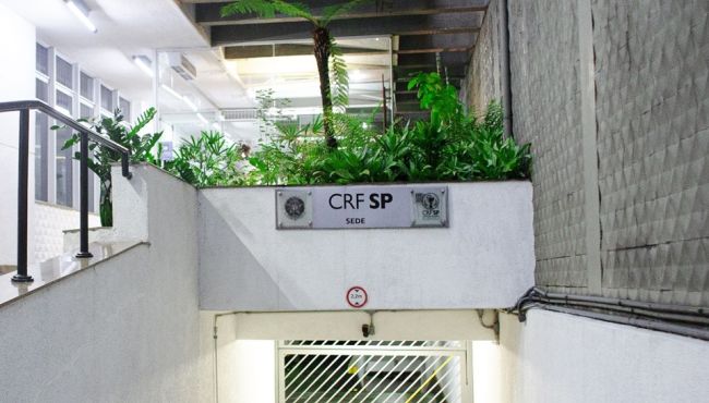 CRF deverá processar farmacêutico que vazou receita de cloroquina de David Uip