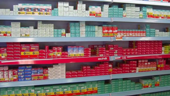 Farmácia é condenada a indenizar cliente após venda e dispensação errada de medicamento