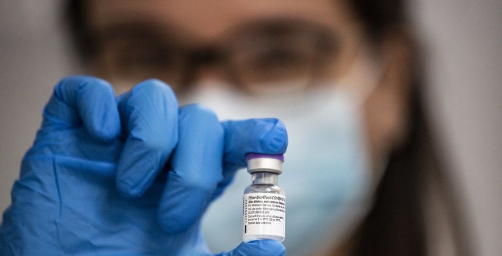 Governo define data de início da vacinação com imunizante da Pfizer
