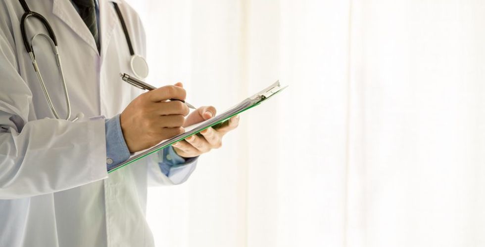 Agora é lei: prescrição farmacêutica de suplementos se torna obrigatória