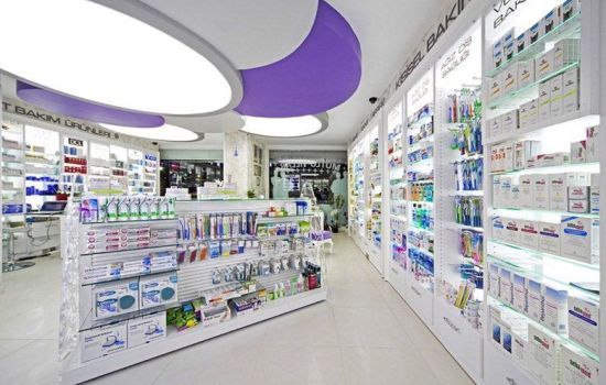Farmácias: drugstore ou estabelecimentos de saúde?
