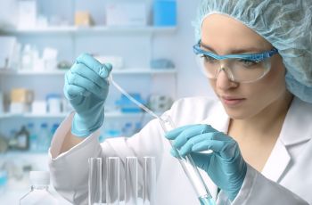 A CARREIRA DO FARMACÊUTICO BIOFARMACÊUTICO