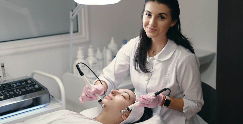 Como é a atuação do farmacêutico no tratamento de rugas verticais
