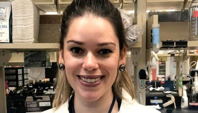 Farmacêutica brasileira ganha destaque no desenvolvimento da vacina em Harvard