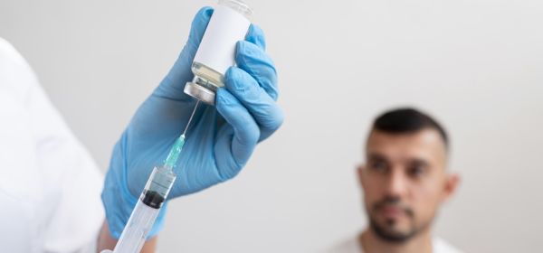Farmacêuticos são excluídos da vacinação contra Covid-19 no DF