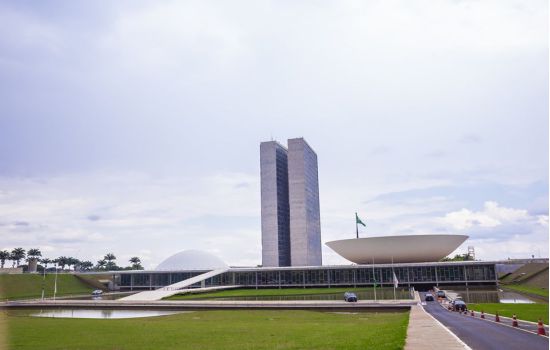 Senado aprova projeto que estimula indústria nacional a produzir IFA