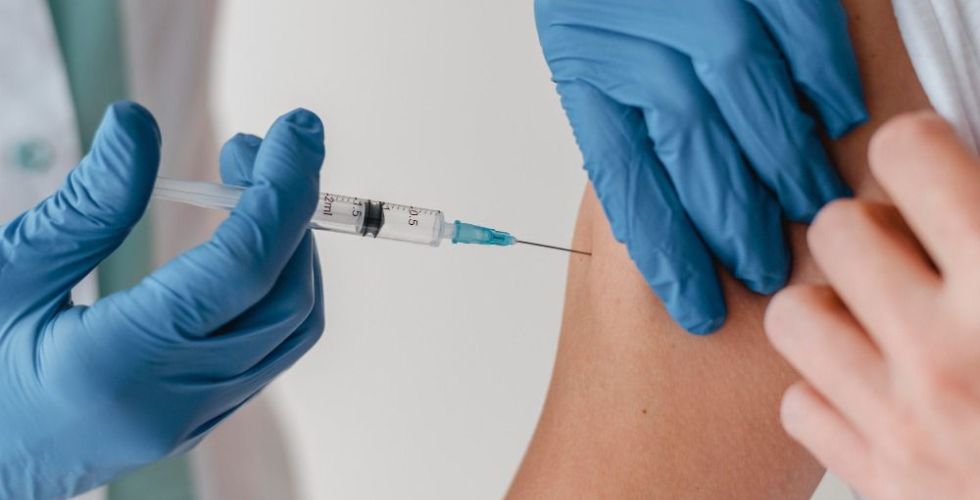 Anvisa aprova medicamento contra colesterol usado 2 doses por ano