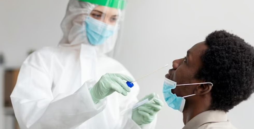 Covid em queda no Brasil: farmácias registram 81% menos testes positivos em janeiro