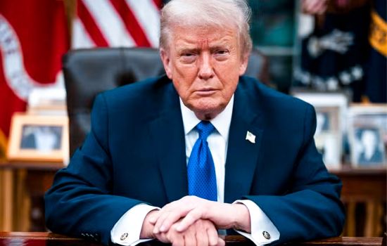 Trump propõe tarifa de até 200% sobre genéricos importados e pode pressionar preços no varejo
