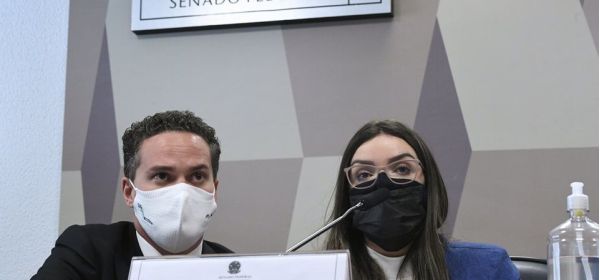 Farmacêutica diretora da Precisa depõe à CPI