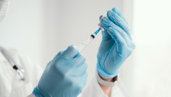 Vacina 100% brasileira contra a Covid-19 conclui fase 2 e avança para etapa final de testes